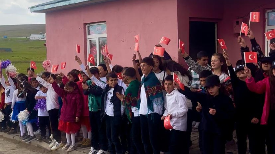 23 NİSAN ULUSAL EGEMENLİK VE ÇOCUK BAYRAMI KUTLU OLSUN!